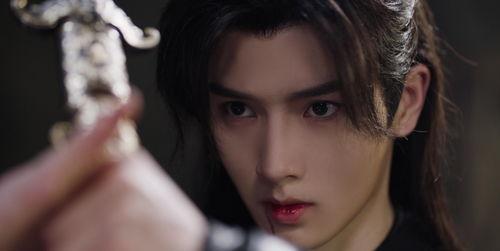 重生不当冤大头校花你着急啥,不当冤大头校花，她为何如此焦急？